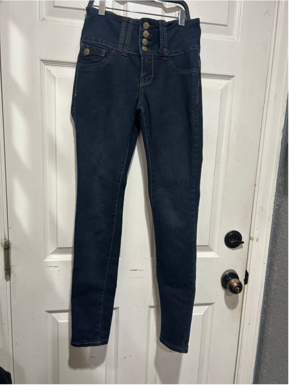 Women's Classic Blue Jeans High Rise Skinny Jeans Size 7 Dark Blue